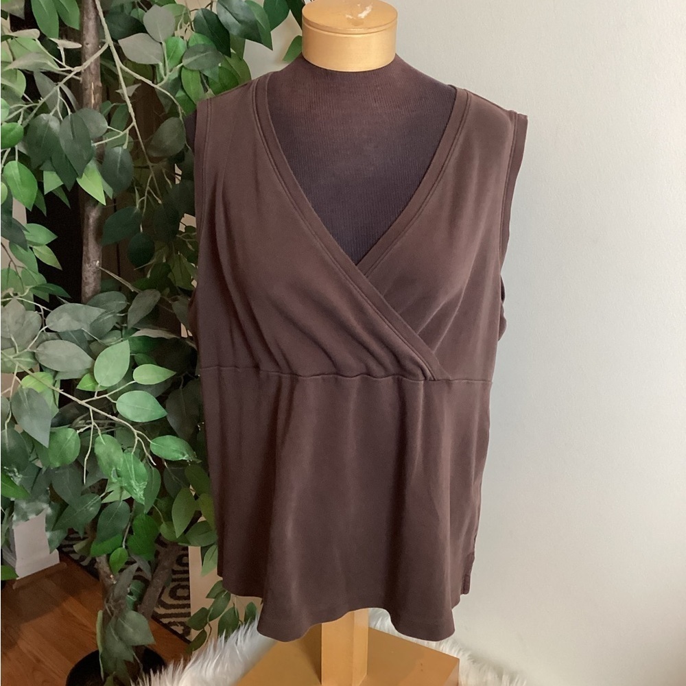 Lands End Woman’s 1X sleeveless dark brown tank top crossover front v ne…